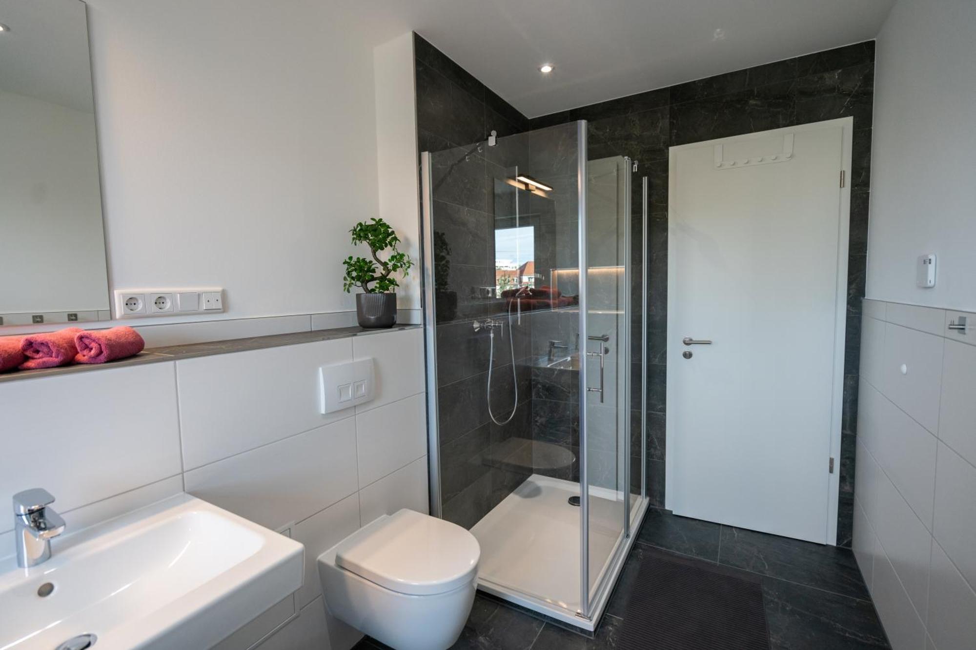 Cozy City Dream Apartment Mit Terrasse Und Parkplatz - 90M² Dresden Exterior foto